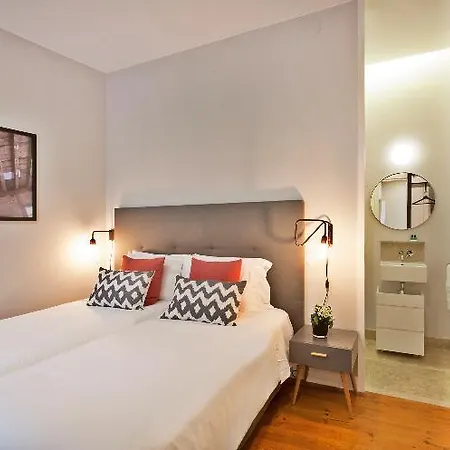 Five Stars Combro 7 Lisbon