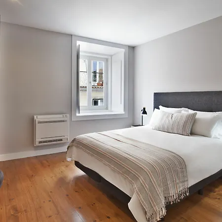 Apartment Five Stars Combro 7 *